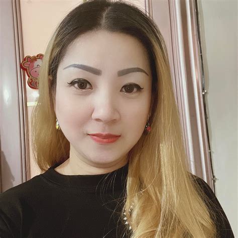 Singapore Sugar Mummy Service .